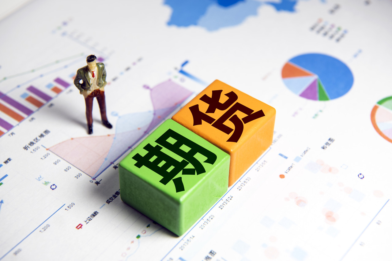 港南区香江龙舟赛激情开赛